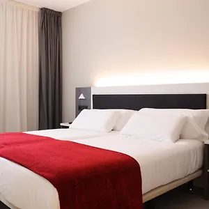 New Bilbao Airport Hotel Derio